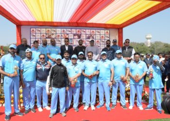 दिल्ली पुलिस आयुक्त इलेवन और मीडिया इलेवन के बीच जी मुरली ट्रॉफी का एक दोस्ताना क्रिकेट मैच आयोजित