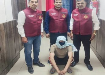 दिल्ली पुलिस क्राइम ब्रांच की टीम ने लूट का उदघोषित अपराधी को किया गिरफ्तार