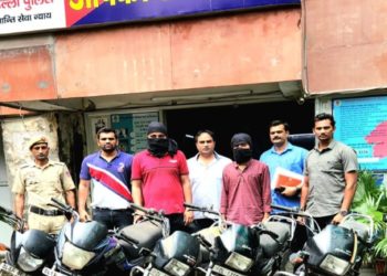 दिल्ली पुलिस थाना दयालपुर की पुलिस टीम ने दो ऑटो लिफ्टरों को किया गिरफ्तार