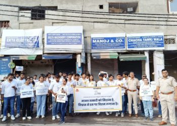 दिल्ली पुलिस के साथ मनोबल एनजीओ ने मानव तस्करी विरोध दिवस पर मार्च निकाला