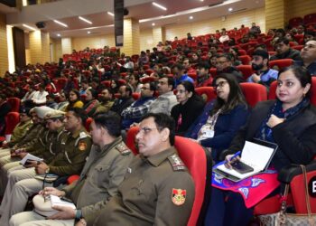 दिल्ली पुलिस और शिक्षा विभाग ने शिक्षकों को सशक्त बनाने के लिए आयोजित किया विशेष प्रशिक्षण कार्यक्रम