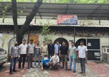 स्पेशल स्टाफ की बड़ी कामयाबी: बहु-शहरों में 16 चोरियों को अंजाम देने वाले गैंग का भंडाफोड़, दो घोषित अपराधी गिरफ्तार, 12 लाख का सोना बरामद