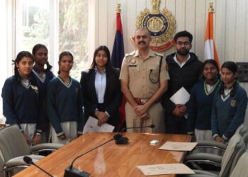 Delhi police – बाल दिवस पर आउटर जिला पुलिस का विशेष आयोजन: रचनात्मकता, जागरूकता और पुलिस–समुदाय संबंधों का अनोखा संगम
