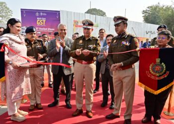 Delhi police दिल्ली पुलिस पवेलियन इंडिया इंटरनेशनल ट्रेड फेयर IITF में आकर्षण का केंद्र: नए कानून, साइबर सुरक्षा और ड्रग जागरूकता पर फोकस