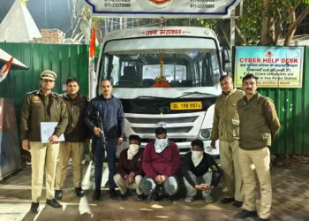 फर्जी प्राइवेट बस से लूट की वारदात नाकाम, तीन शातिर बदमाश गिरफ्तार,आई.पी. एस्टेट थाना पुलिस की तत्परता से यात्रियों को मिली राहत