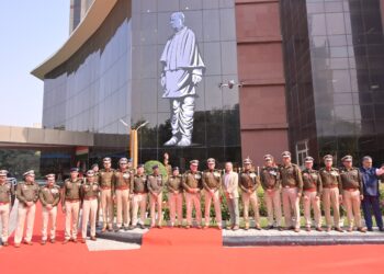 Delhi Police Raising Day दिल्ली पुलिस के 79वें स्थापना दिवस पर भव्य समारोह, ‘लौह पुरुष’ को श्रद्धांजलि और नई तकनीकी पहल की शुरुआत