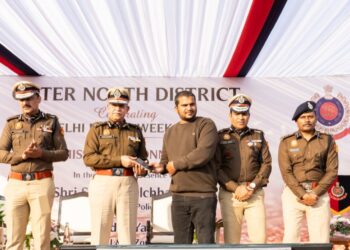 Delhi Police दिल्ली पुलिस का ‘मिशन रीकनेक्ट’: 40 दिनों में 1,850 मोबाइल बरामद, लोगों के चेहरों पर लौटी मुस्कान