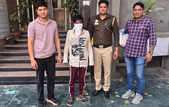 जमानत पर छूटते ही दोबारा वारदात, 48 घंटे में फिर पहुंचा सलाखों के पीछे नबी करीम थाना पुलिस ने रात की चोरी का किया पर्दाफाश, कुख्यात बदमाश गिरफ्तार