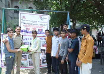 Delhi Police नशा – Not Cool अभियान का दूसरा दिन: खेलों के ज़रिए युवाओं को नशे से दूर रखने की पहल