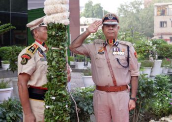80वें स्वतंत्रता दिवस पर दिल्ली पुलिस मुख्यालय में शान से लहराया तिरंगा