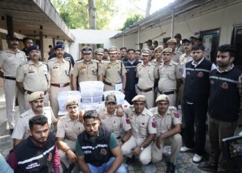 डेढ़ करोड़ रुपये की गन पॉइंट लूट का पर्दाफाश, सेंट्रल जिला पुलिस ने पांच आरोपियों को किया गिरफ्तार