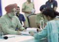 थाना दिवस–जनसुनवाई: दिल्ली में 10 हजार से अधिक शिकायतों का समाधान, एलजी ने मौर्या एन्क्लेव थाने में सुनीं लोगों की समस्याएं