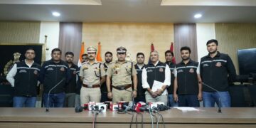 पहाड़गंज में पुलिस और बदमाशों के बीच मुठभेड़, चार राउंड फायरिंग के बाद दो आरोपी गिरफ्तार; दोनों के पैरों में लगी गोली