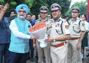 दिल्ली के उपराज्यपाल ने इंद्रप्रस्थ कॉलेज में किया 14वें पिंक बूथ का उद्घाटन, महिलाओं की सुरक्षा को मिलेगी मजबूती
