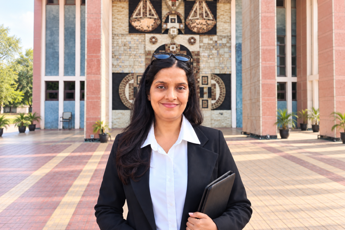 Advocate in Dwarka, Delhi